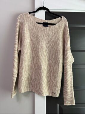 Abercrombie & Fitch Light Beige Zebra Sweater